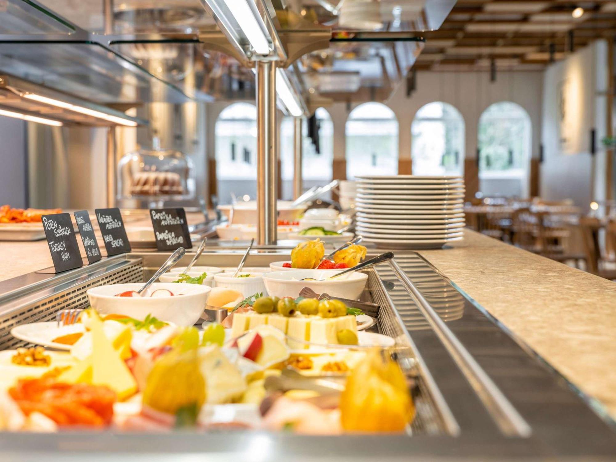 Ibis Styles Graz Messe Hotel ภายนอก รูปภาพ